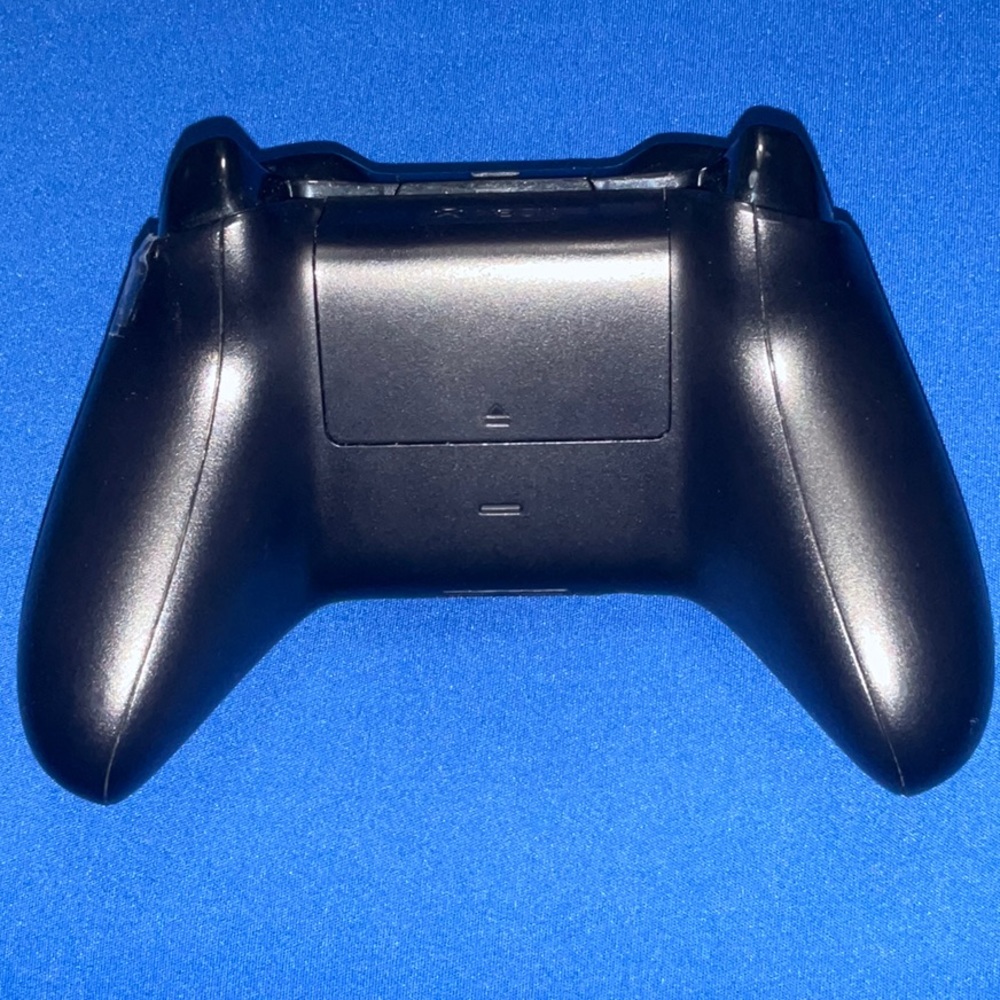 Xbox One Wireless Controller - Picture 4 of 10